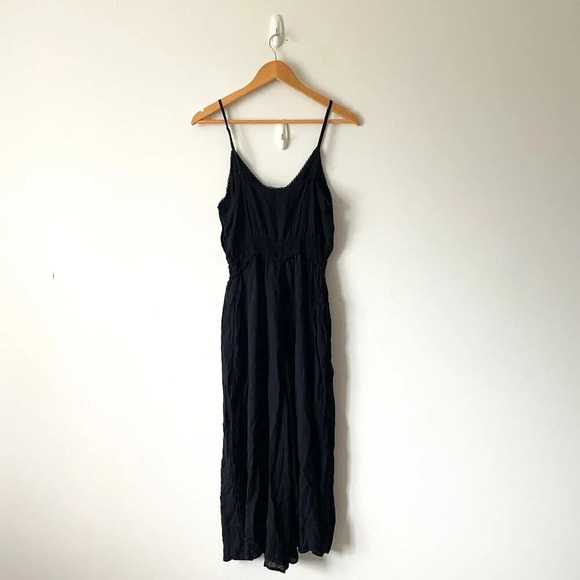 Aritzia Wilfred Irène Lace Trimmed Crop Wide Leg Jumpsuit Black Size Medium - Picture 9 of 11